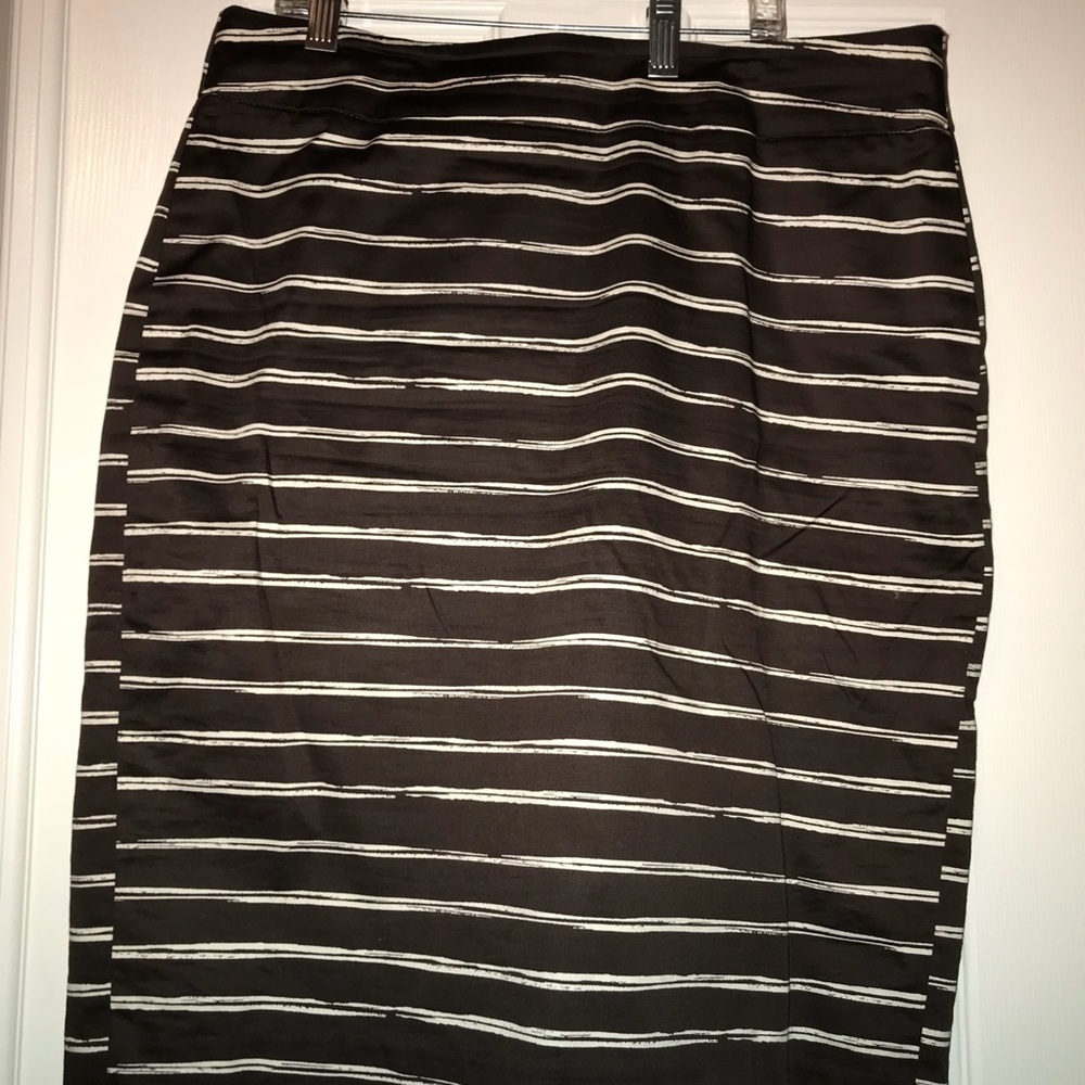 Ann Taylor brown pencil skirt
